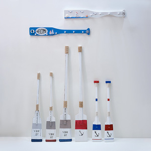 Barra de Pared Decorativa de Madera Estilo Mediterráneo, Mueble de Pared con Diseño Antiguo en Madera de Pino - Product Image 3