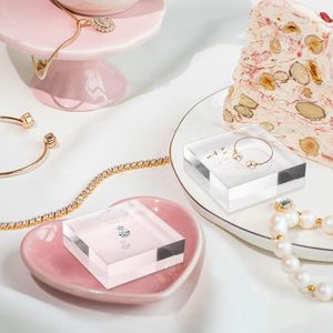 Bloque de exhibición cuadrado de acrílico de 6 piezas, elevadores de cubo de acrílico pulido transparente de 3x3x1 pulgadas, pedestal de exhibición de joyería sólida - Product Image 3