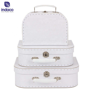 Caja de Regalo Decorativa con Forma de Maleta, de Papel Simple de Color Sólido, con Asa - Product Image 3