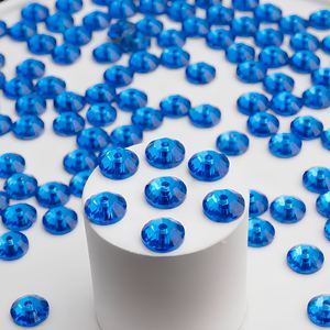 Brillantes pedrerías de resina epoxi azul Capri YAXI 243-6 de 6 mm con parte trasera plana y orificio central en forma de diamante para coser, accesorios de joyería - Product Image 2
