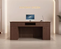 Meubles de boutique de beauté de luxe, comptoir de caisse en bois brun, table de réception moderne, bureau d'hôtel vintage