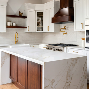 Dalle de quartz de luxe, design de surface à veines fines Calacatta Premium, pierre naturelle, usine d'Inde - Product Image 1