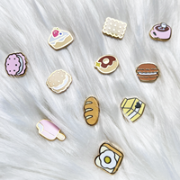 Épingles de revers en émail dur de qualité supérieure, plaquées or, motif chat mignon, mini-badges en métal, artisanat animalier, anime