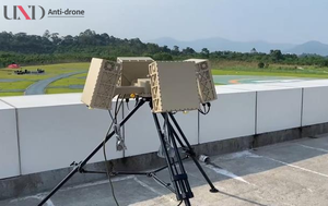 Radar mảng pha dải Ku bốn mặt với phạm vi 1.5km và vùng phủ sóng góc phương vị 360 bền cho hệ thống an ninh phát hiện máy bay không người lái - Product Image 4