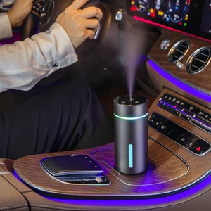 <b>Car</b> Mounted Aroma <b>Diffuser</b> 66x145mm Ultrasonic Humidifier With Ambient Lighting <b>For</b> Vehicle Use - Product Image 1
