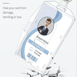 Porta Tarjetas de PC Transparentes de Doble Cara y Doble Uso al por Mayor, Protectores de Llaves de Coche, Porta Credenciales y Porta Tarjetas de Identificación - Product Image 4