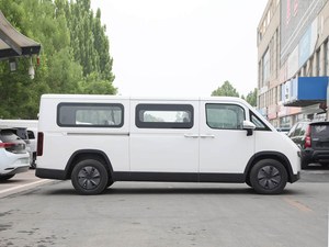 Foton View I9 EV : Fourgonnette Électrique Haute Performance, Véhicule Léger de Transport de Passagers, Camion de Marchandises, Bus Commercial, Voitures Neuves Énergétiquement Efficaces et Abordables - Product Image 2