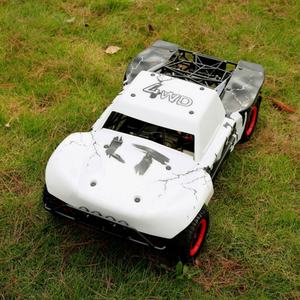 Rofun LT450A en Oferta, Camioneta Monstruo RC a Escala 1/5 con Motor de Gasolina de 45cc - Product Image 4