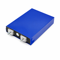 Rangkaian Baterai Modular 3.2V 30Ah Sel LiFePO4 Prismatik 2000 Siklus Dalam 1C Discharge untuk Golf Cart AGV Robot