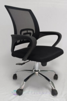 Chaise de bureau ergonomique Vantervi moderne et confortable avec dossier mi-haut en maille pivotante et support lombaire