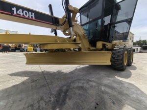 รถเกรดเดอร์ CAT 140h มือสองของแท้จากญี่ปุ่น ราคาขายส่ง รุ่น CAT140K ลดราคา - Product Image 2