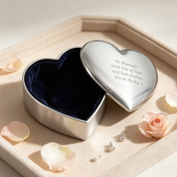 Boîte à bijoux en alliage d'argent gravée sur mesure, finition argent poli, doublure en velours bleu foncé - Luxe personnalisé pour mariage