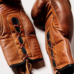 ถุงมือหนังสำหรับฝึกซ้อมศิลปะการต่อสู้ถุงมือชกมวยสำหรับผู้ชายดีไซน์แบบปรับแต่งได้ - Product Image 4