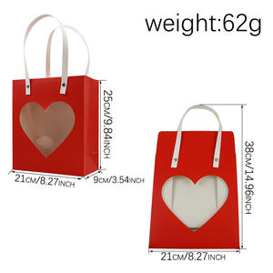 Sac cadeau en papier pour fête de la Saint-Valentin avec fenêtre transparente en forme de cœur, sac à friandises pour la Saint-Valentin avec ruban pour <span class=keywords><strong>mariage</strong></span> - Product Image 4