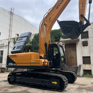 Excavatrice Hyundai R220LC-9S d'occasion de haute qualité, 22 tonnes, avec moteur chinois, pompe, composants essentiels de boîte de vitesses, PLC, modèle 2016, vidéo de test 1M - Product Image 2