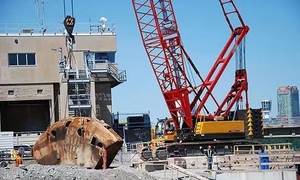 Grue sur chenilles neuve de 60 tonnes SCC600A-6 avec pièces de rechange en stock - Product Image 6