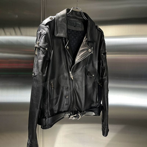 Giacca in Pelle <span class=keywords><strong>di</strong></span> Pecora per Uomo, Design con Borchie, Vestibilità Slim, Abbigliamento Casual Autunnale, Produzione OEM Personalizzata - Product Image 4