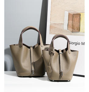 2025 New Genuine Leather Women's Handbag <b>Bucket</b> Bag Simple Fashion High Quality First Layer Cowhide Ladies Bag - Product Image 2