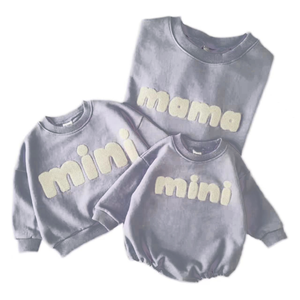 Offre Spéciale maman et moi <span class=keywords><strong>pull</strong></span> solide personnalisé boucle broderie <span class=keywords><strong>pull</strong></span> haut <span class=keywords><strong>famille</strong></span> correspondant <span class=keywords><strong>pull</strong></span> - Product Image 1