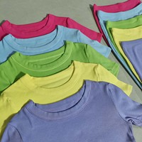 Ensemble de Loungewear Fitness Côtelé Sur Mesure pour Femme – Coton, Deux Pièces Assorties : Robe Longue et T-shirt à Manches Courtes, Décontracté, Uni, Coupe Ajustée