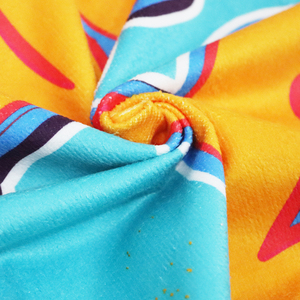 Serviettes de plage en daim microfibre double face personnalisées sac de rangement doux à séchage rapide pour la peau <span class=keywords><strong>bain</strong></span> gaufré Jacquard rayé moderne - Product Image 6