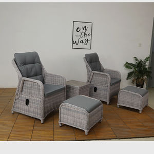 <span class=keywords><strong>Set</strong></span> Divano <span class=keywords><strong>da</strong></span> <span class=keywords><strong>Giardino</strong></span> Moderno a 5 Pezzi <span class=keywords><strong>in</strong></span> Rattan con Meccanismo Idraulico per Pranzi all'Aperto <span class=keywords><strong>e</strong></span> Relax <span class=keywords><strong>in</strong></span> Cortile - Product Image 4