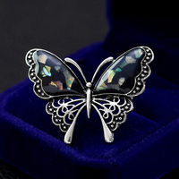 Broche de luxe en nacre naturelle de mode en gros, broche de corsage féminine, broche papillon mignonne, broches personnalisées