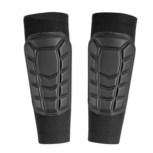 Parastinchi in PU con Maniche per Ragazze, Adulti, Uomini e Donne, Parastinchi Personalizzati per Calcio con Maniche a Compressione e Imbottitura a Nido d'Ape - Product Image 1