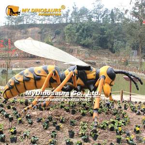 MY DINO-abeja grande para decoración de parque, AI-033 de insectos grandes CN; 3-5 años de garantía SIC, 1 unidad - Product Image 1