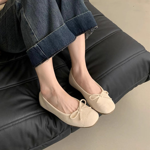 Scarpe basse da <span class=keywords><strong>donna</strong></span> all'ingrosso-<span class=keywords><strong>ballerine</strong></span> Vintage a punta quadrata con fiocco in pelle verniciata lucida Casual - Product Image 3