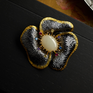 Broche de Flor de Dos Tonos de Jade Hetian Natural de Lujo, Chapado en Oro de 18K, con Múltiples Gemas, para Boda y Regalo - Product Image 1