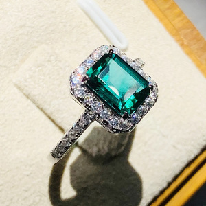 Anello da Donna a Quattro Punte Rettangolare, Design Retrò Elegante, Gioiello da Dito Impilabile per Uso Quotidiano e Feste, Idea Regalo - Product Image 5