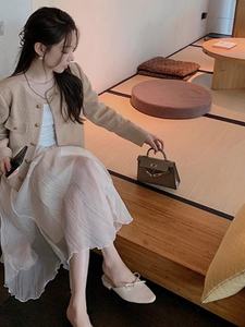 Promotion Vente en Gros Manteaux Courts pour Femme Nouveaux, Polyvalents, Décontractés, Haut de Gamme, Élégants et Tendance - Product Image 3