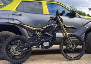 Buena Oferta, Motocicleta Eléctrica Todoterreno Sur-Ron Ultra Bee con Control de Tracción SRTC, Ideal <span class=keywords><strong>para</strong></span> Seguridad en Senderos Resbaladizos - Product Image 4