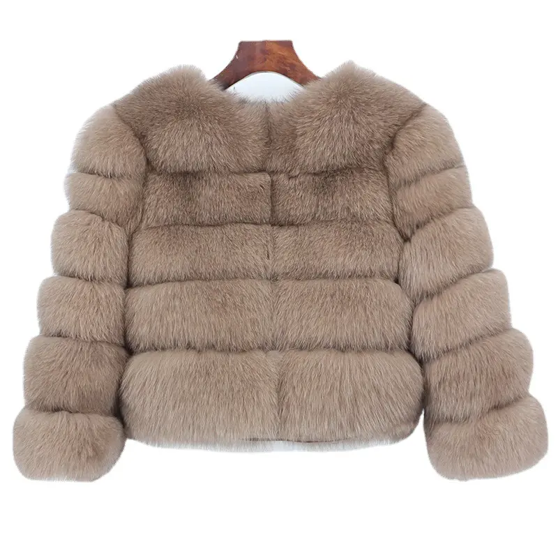 The new fall/winter 2022 fashion short slimming fur coat Fox fur coat