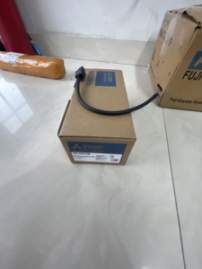 Moteur servo AC MITSUBISHI HG-KR23B - Product Image 1