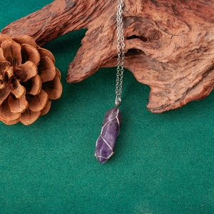 Collier Arbre de Vie en Améthyste Naturelle en Forme de Cœur, Pendentif Arbre à Argent Fait Main Enroulé de Fil de Cuivre, Vente en Gros - Product Image 6