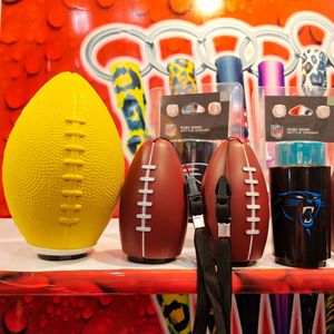 Décapsuleur en gros, nouveau design, en forme de ballon de football américain/rugby, souvenir sportif, impressions personnalisées sur décapsuleur en métal inoxydable - Product Image 5