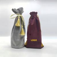 Pochette en velours à cordon personnalisable avec logo, réutilisable pour le rangement de bouteilles de vin et les bonbons de mariage