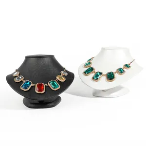 Hot Wholesale Custom Logo Leather Black Luxury Microfiber Bracelet Gift Necklace Earring Ring Pendant Necklace Stand