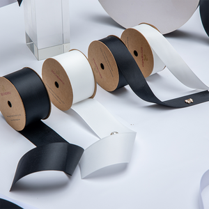 <span class=keywords><strong>Nastro</strong></span> in Grosgrain di Poliestere Personalizzato all'Ingrosso, Rotolo da <span class=keywords><strong>10</strong></span> Iarde, Nero e Bianco, 2/8 Pollici, <span class=keywords><strong>Nastro</strong></span> per Fiocchi e Regali, 0,6 <span class=keywords><strong>cm</strong></span> per Natale - Product Image 3