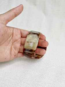 Bracelets authentiques en corne de buffle, artisanat naturel, bijoux faits à la main, conçus pour les femmes recherchant des accessoires durables - Product Image 2