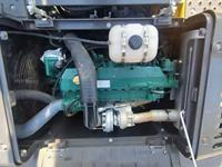 Excavatrice sur chenilles Volvo EC240 Premium d'occasion, modèle 2015, série 270.200.285, composants hydrauliques POCLAIN pour projets de construction