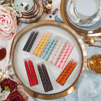 Bougie en cire de soja en gros, sans fumée, inodore, colorée, avec porte-bougie pour la décoration de la maison, les occasions de Noël, de Pâques, pour les bars