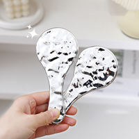 Miroir de maquillage de bureau minimaliste, pliable, portable, design rond compact avec cadre en plastique, poignée confortable, adapté aux étudiants