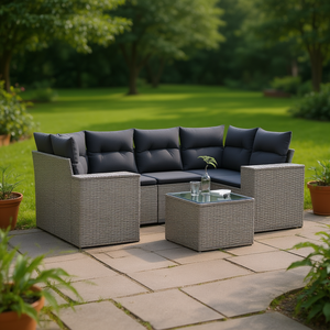 Set Divano da Giardino in Rattan Grigio a 6 Posti, Arredamento da Esterno dal Design Contemporaneo con Telaio in Acciaio e Tavolo in Vetro Temperato - Product Image 2