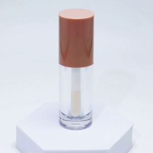 Grands tubes de gloss à lèvres transparents avec applicateur en forme de pied de chèvre, avec capuchon rose, 6 ml, avec grand pinceau/brosse - Product Image 4