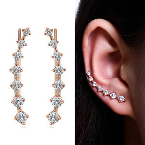 Pendientes de Aro E2579 Dorados para Mujer, Diseño Clásico de Estrella, Cristal de Estrás, Corte Brillante Redondo, Engaste de Puntas, Uso Diario - Product Image 3