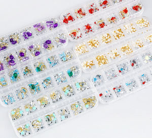 12 Rejillas de Diamantes de Imitación 3D de Formas Variadas para Decoración de Uñas, Perlas de Lujo para Adornos de Uñas - Product Image 4