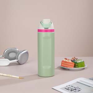 Bottiglie Termiche in Acciaio Inox all'Ingrosso, Grande Capacità, Isolamento Termico 6-12 Ore, Bottiglie da Viaggio con Cannuccia - Product Image 6